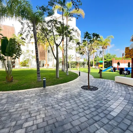 Pushe Playa Granada Beach&golf 4 شقة